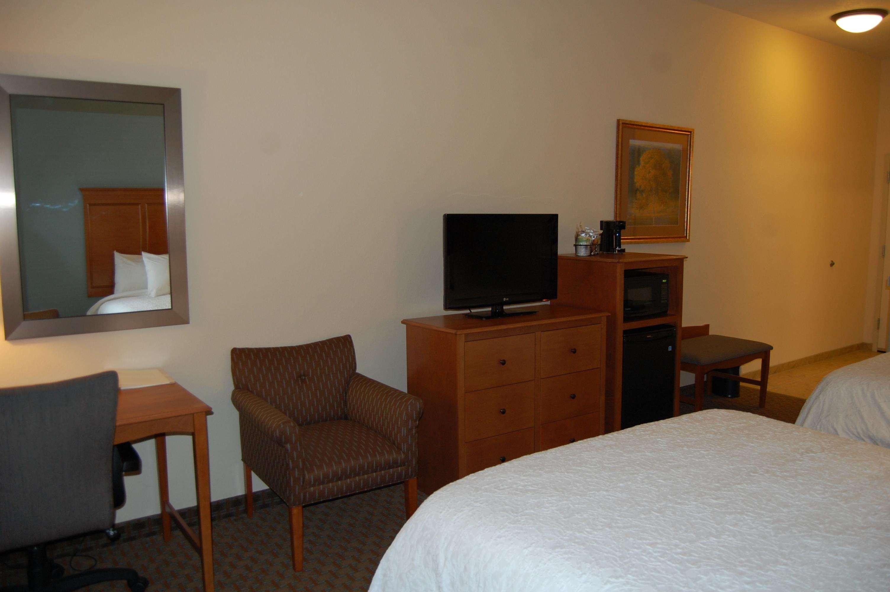 Hampton Inn Sidney Buitenkant foto