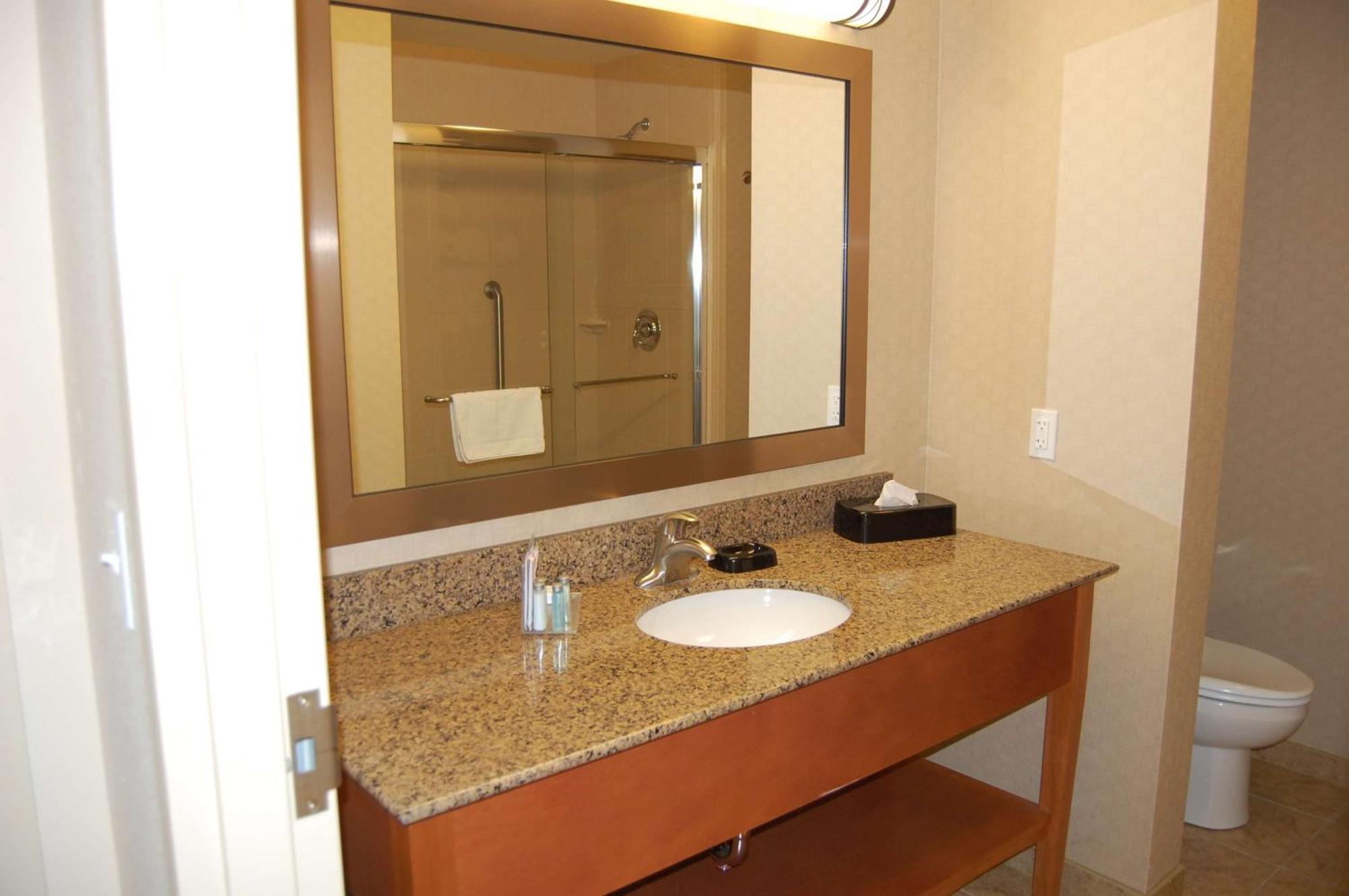Hampton Inn Sidney Buitenkant foto