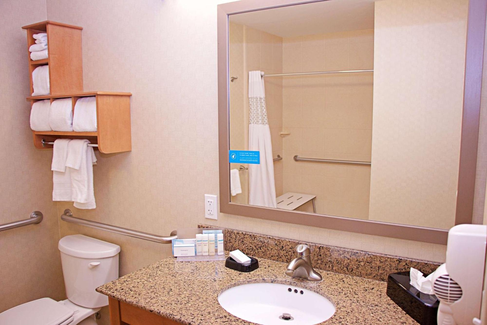 Hampton Inn Sidney Buitenkant foto